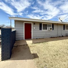 924 44th Street, A, Lubbock, TX 79412