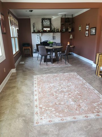 98 Fawn Lane E, South Setauket, NY 11720