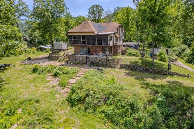 230 Glenbrier Lane, Huntington, WV 25702