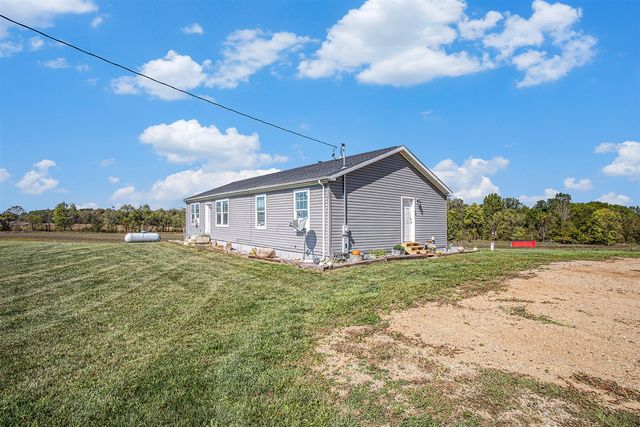 208 Booth Road, Bronson, MI 49028