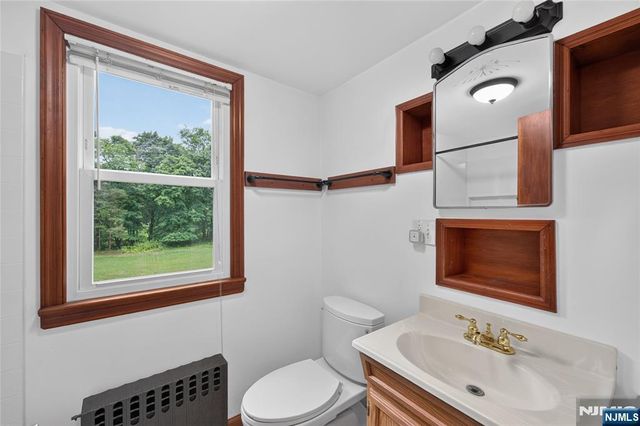 75 Welshs Lane, Franklin, NJ 08873