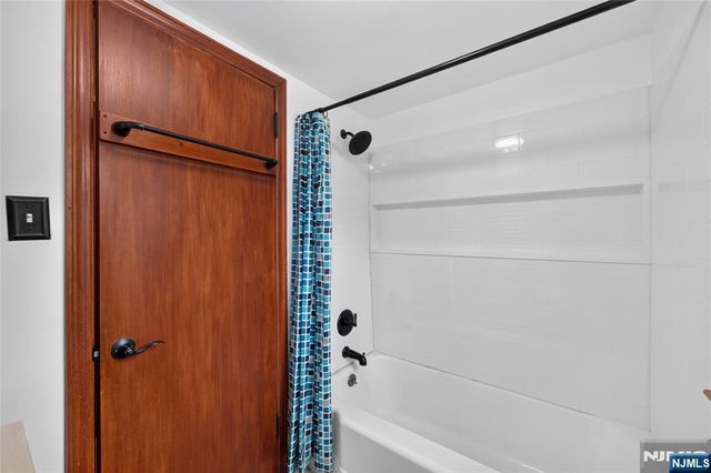 75 Welshs Lane, Franklin, NJ 08873