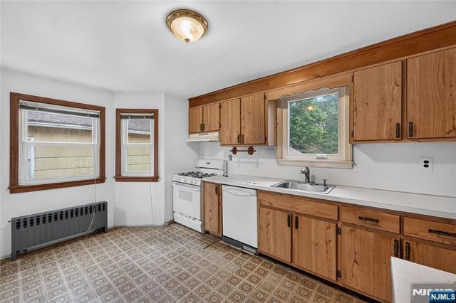 75 Welshs Lane, Franklin, NJ 08873