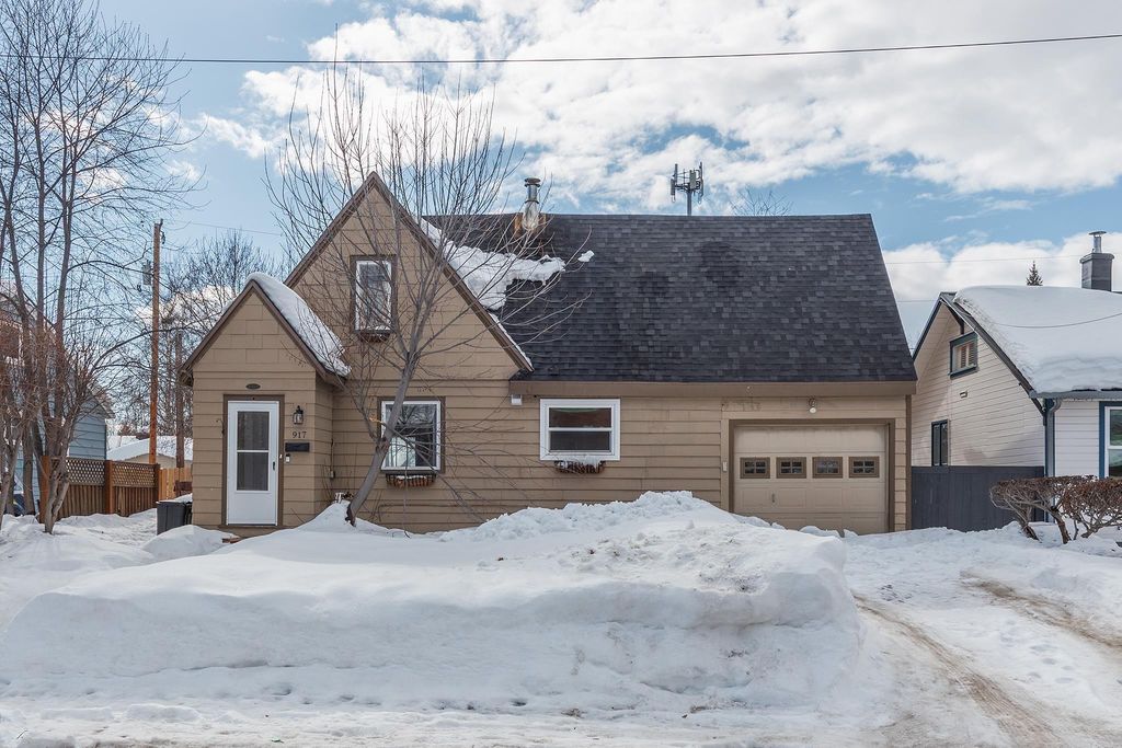 917 9TH AVENUE, Fairbanks, AK 99701