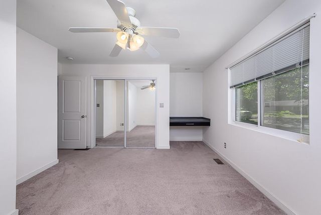 139 Woodland Road, Lansing, KS 66043