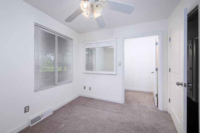 139 Woodland Road, Lansing, KS 66043