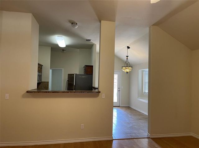 2404 Rookhaven Lane, Yukon, OK 73099