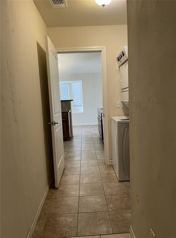 2404 Rookhaven Lane, Yukon, OK 73099