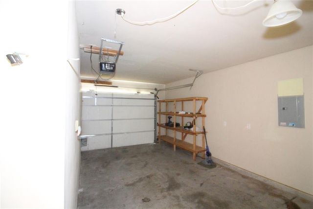 2404 Rookhaven Lane, Yukon, OK 73099