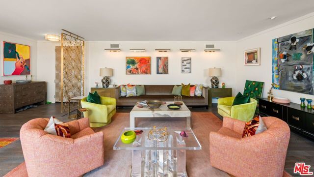 100 S Doheny Drive PH 1, Los Angeles, CA 90048