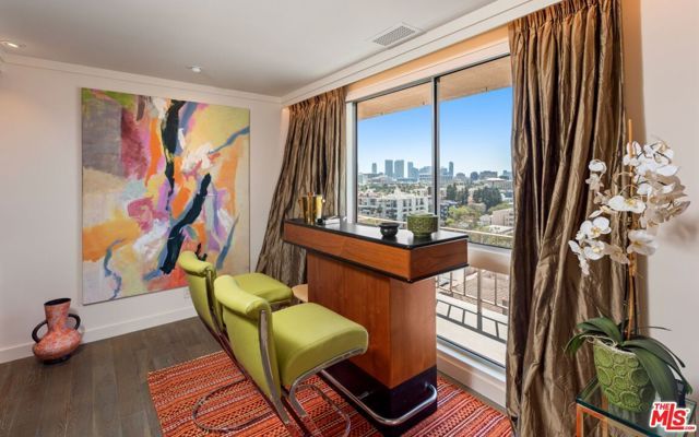 100 S Doheny Drive PH 1, Los Angeles, CA 90048