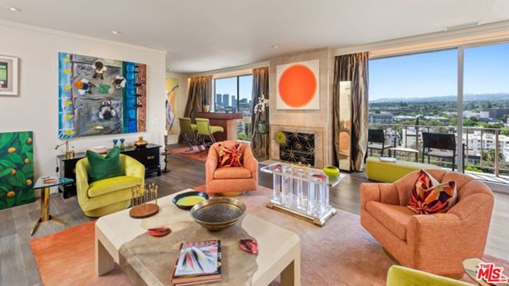 100 S Doheny Drive PH 1, Los Angeles, CA 90048