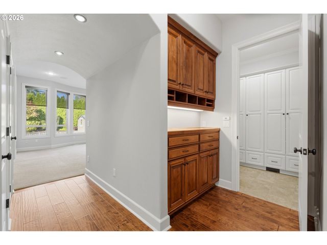 2787 RIDGE Ln, West Linn, OR 97068