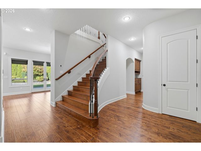 2787 RIDGE Ln, West Linn, OR 97068
