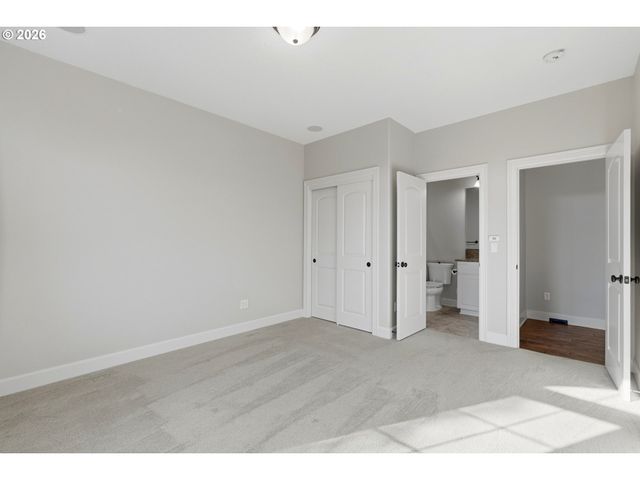2787 RIDGE Ln, West Linn, OR 97068