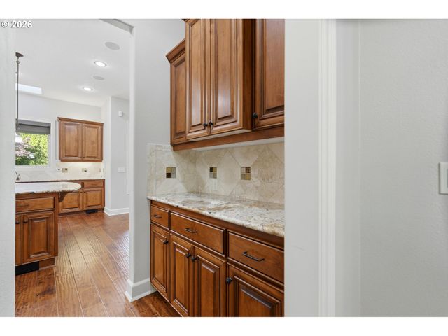 2787 RIDGE Ln, West Linn, OR 97068