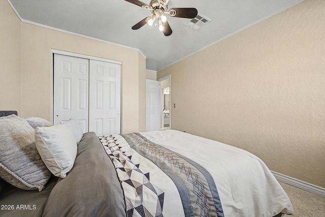 5908 W MANZANITA Court, Chandler, AZ 85226