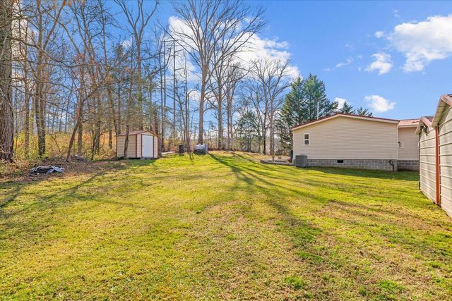 3957 Lodge Road, Rocky Face, GA 30740