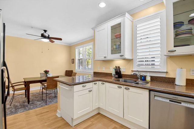 369 W Mallory Circle, Delray Beach, FL 33483