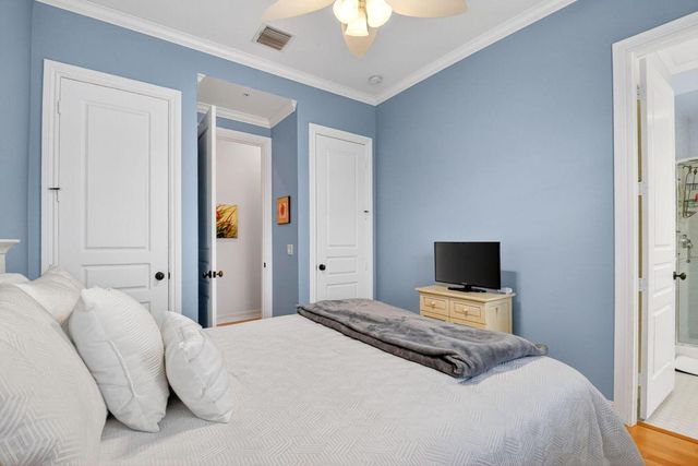 369 W Mallory Circle, Delray Beach, FL 33483