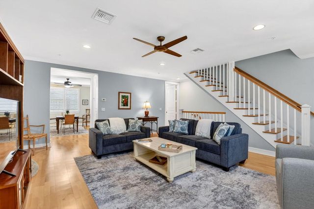 369 W Mallory Circle, Delray Beach, FL 33483