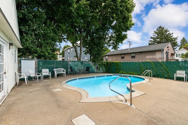 21 Margin St 27, Lynn, MA 01905