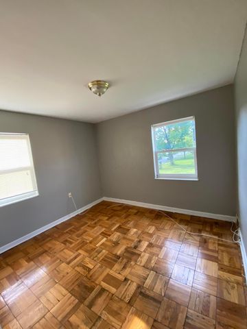 73 N Hampton Road, Columbus, OH 43213