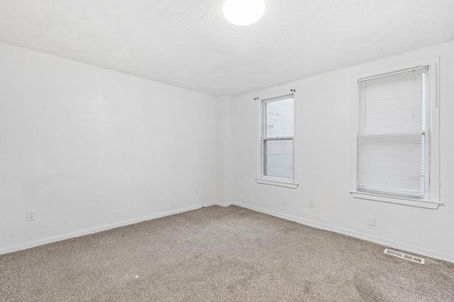 267 Bates Avenue, Saint Paul, MN 55106