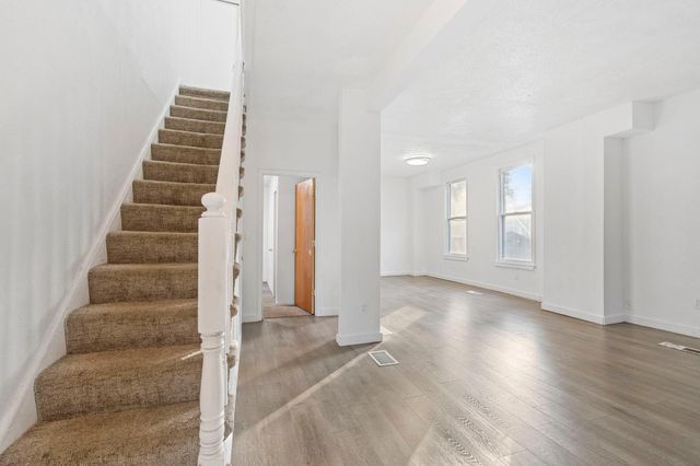 267 Bates Avenue, Saint Paul, MN 55106