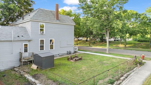 267 Bates Avenue, Saint Paul, MN 55106