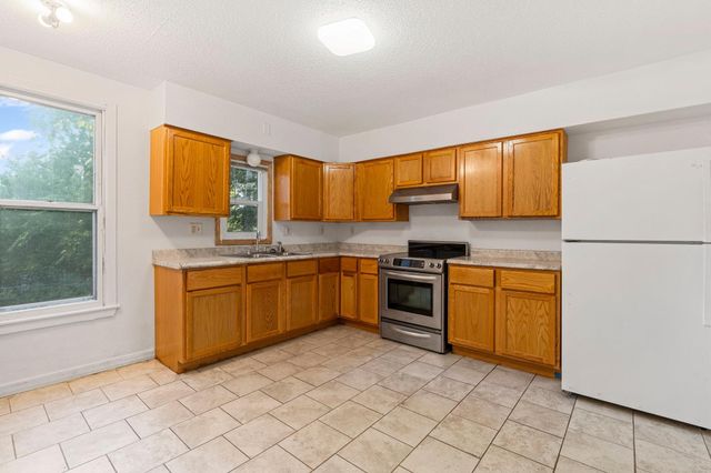 267 Bates Avenue, Saint Paul, MN 55106