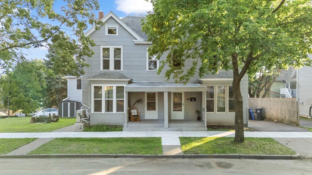 267 Bates Avenue, Saint Paul, MN 55106