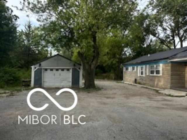 2430 N Mitthoefer, Indianapolis, IN 46229