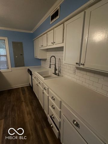 2430 N Mitthoefer, Indianapolis, IN 46229