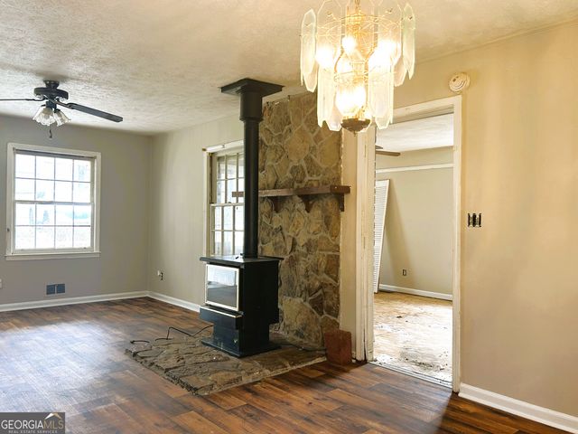 2115 Venesa Circle, Austell, GA 30168