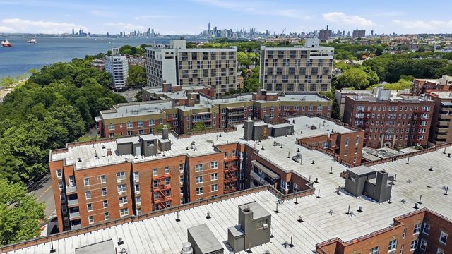 9201 Shore Road B-103, New York City, NY 11209
