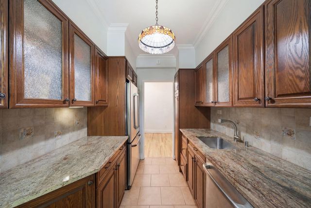 9201 Shore Road B-103, New York City, NY 11209