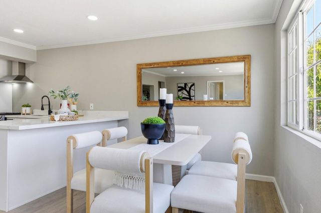 2383 Menalto Avenue, East Palo Alto, CA 94303