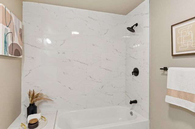 2383 Menalto Avenue, East Palo Alto, CA 94303