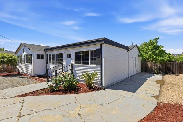 2383 Menalto Avenue, East Palo Alto, CA 94303