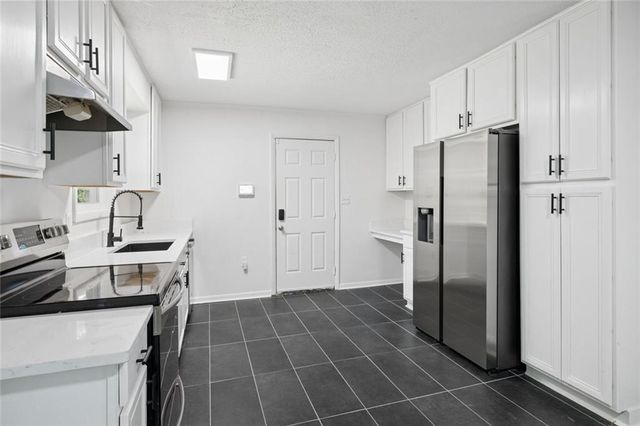 5726 Southwick Court SW, Atlanta, GA 30349