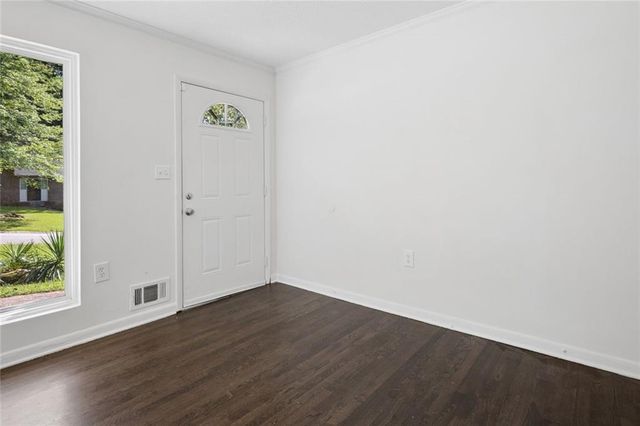 5726 Southwick Court SW, Atlanta, GA 30349