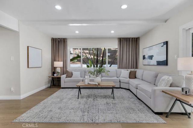4300 Pampas Road, Woodland Hills, CA 91364