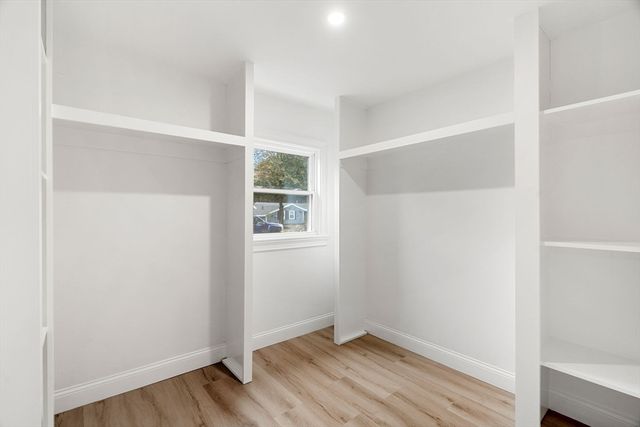 12 Exeter St, Danvers, MA 01923