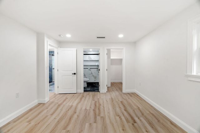 12 Exeter St, Danvers, MA 01923