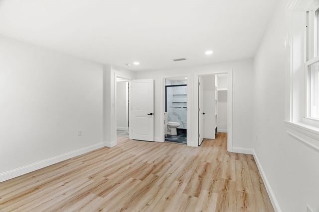 12 Exeter St, Danvers, MA 01923