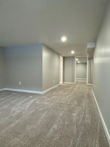 1307 13th Avenue NW, Rochester, MN 55901