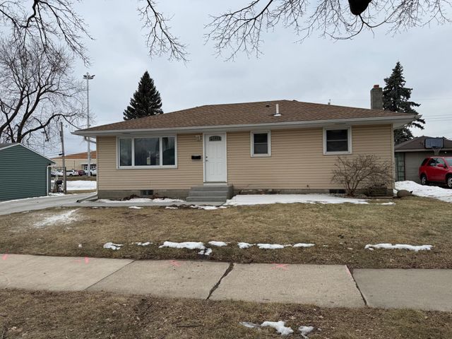 1307 13th Avenue NW, Rochester, MN 55901