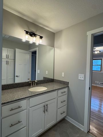 1307 13th Avenue NW, Rochester, MN 55901