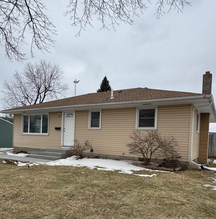 1307 13th Avenue NW, Rochester, MN 55901